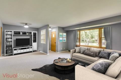 850 E Hillside Rd E, Naperville, IL 60540 photo 2