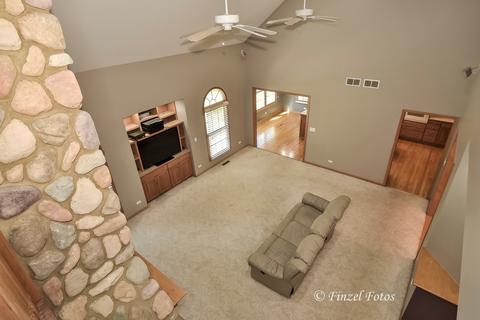 3619 N Riverside Dr, Johnsburg, IL 60051 photo 8