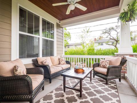902 Crest St, Wheaton, IL 60189 photo 2