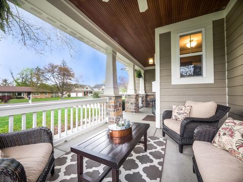 902 Crest St, Wheaton, IL 60189 photo 3