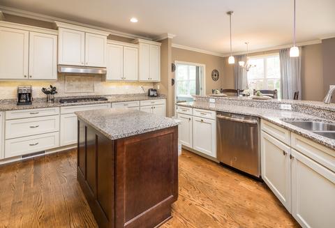 902 Crest St, Wheaton, IL 60189 photo 11
