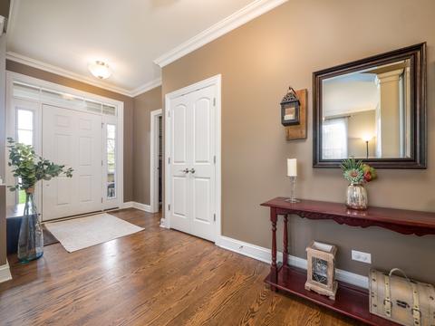902 Crest St, Wheaton, IL 60189 photo 4