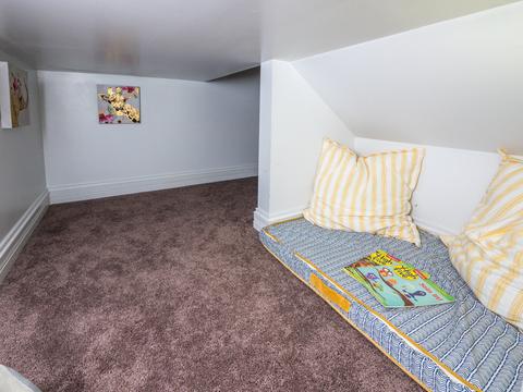 902 Crest St, Wheaton, IL 60189 photo 37