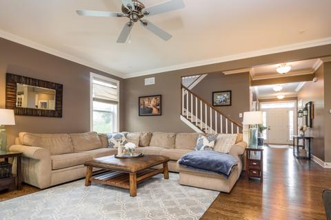 902 Crest St, Wheaton, IL 60189 photo 7
