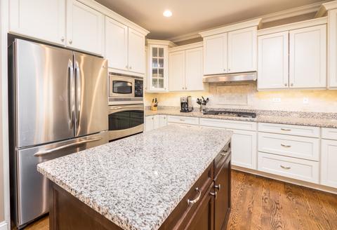 902 Crest St, Wheaton, IL 60189 photo 13
