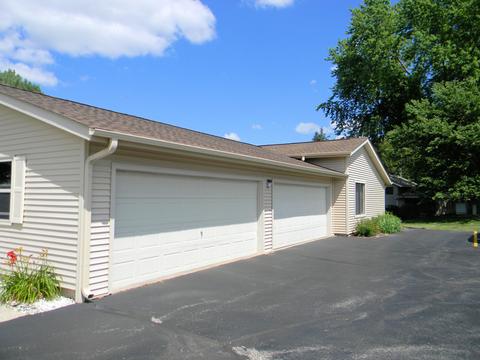 602 Devonshire Ct #D, Mchenry, IL 60050 photo 2