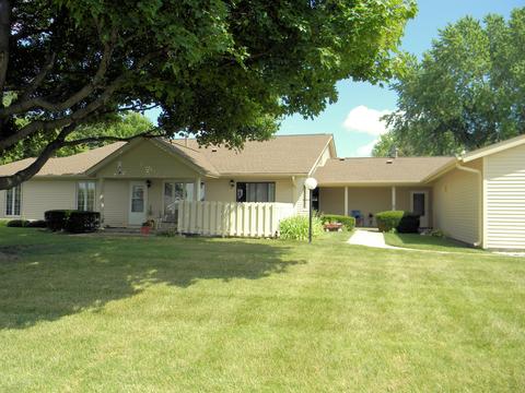 602 Devonshire Ct #D, Mchenry, IL 60050 photo 1