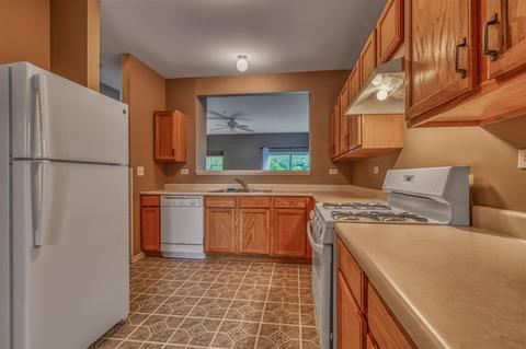 2159 Vanderbilt Dr, Geneva, IL 60134 photo 11