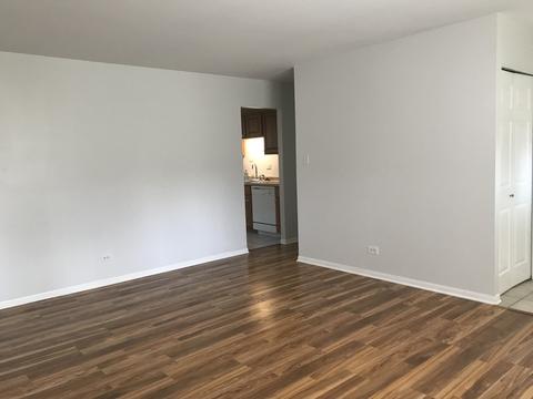 560 Durham Ln, Hoffman Estates, IL 60169 photo 4