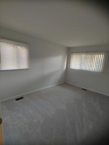 560 Durham Ln, Hoffman Estates, IL 60169 photo 11