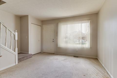 1510 Hancock Dr #6, Normal, IL 61761 photo 3