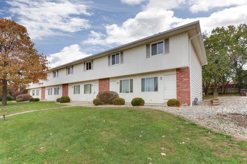 1510 Hancock Dr #6, Normal, IL 61761 photo 2