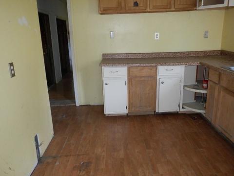 303 W 11th St, Georgetown, IL 61846 photo 3
