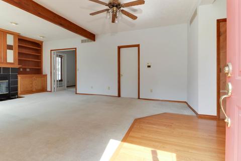 810 Osage St, Normal, IL 61761 photo 4