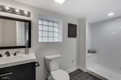 2042 E 73rd St, Chicago, IL 60649 photo 38