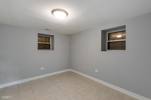 2042 E 73rd St, Chicago, IL 60649 photo 39