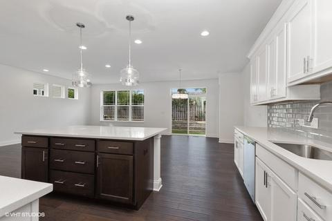 220 Sunset Ln, Addison, IL 60101 photo 4