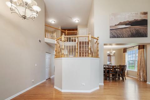 14707 Independence Dr, Plainfield, IL 60544 photo 2