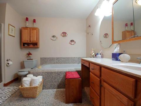 698 Shenandoah Trl, Elgin, IL 60123 photo 21