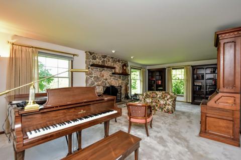 907 S River Rd, Mchenry, IL 60051 photo 14