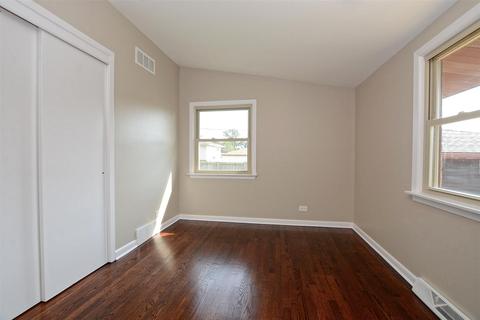 7813 W 79th Pl, Bridgeview, IL 60455 photo 12