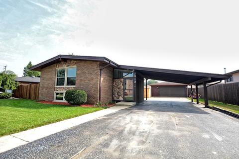 7813 W 79th Pl, Bridgeview, IL 60455 photo 3