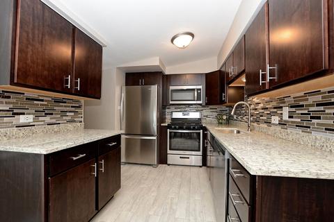 7813 W 79th Pl, Bridgeview, IL 60455 photo 8
