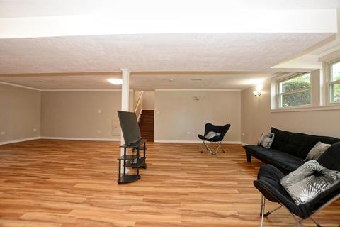 7813 W 79th Pl, Bridgeview, IL 60455 photo 17