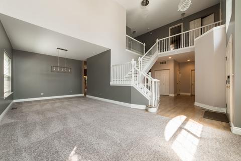 20 Eagle Ct, Streamwood, IL 60107 photo 4