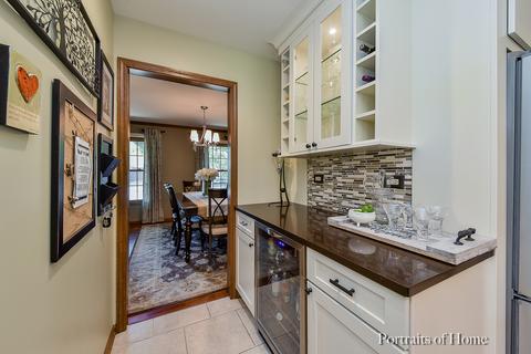 768 S River Rd, Naperville, IL 60540 photo 5