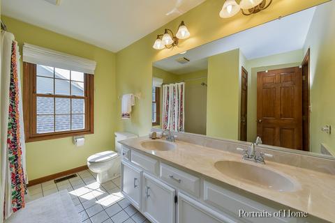 768 S River Rd, Naperville, IL 60540 photo 22