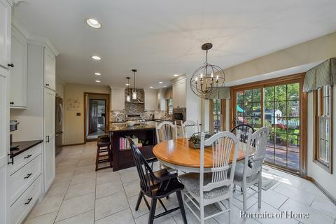 768 S River Rd, Naperville, IL 60540 photo 6
