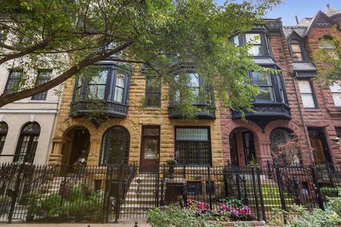 49 E Division St, Chicago, IL 60610 photo 2