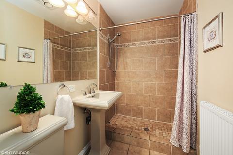 213 E Lincoln Ave, Wheaton, IL 60187 photo 22