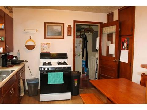 823 E Progress St, Arthur, IL 61911 photo 4