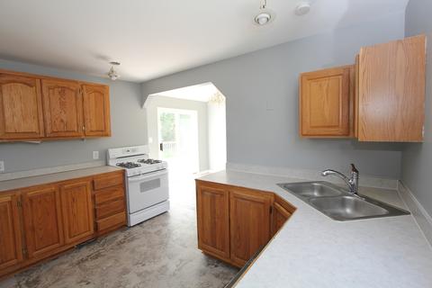 2121 Beachside Rd, Mchenry, IL 60050 photo 3