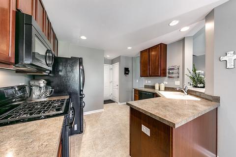 265 Devoe Dr, Oswego, IL 60543 photo 7