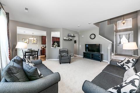 265 Devoe Dr, Oswego, IL 60543 photo 3
