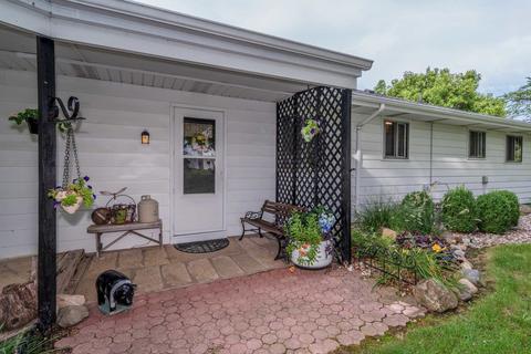 405 E Park St, Danvers, IL 61732 photo 18
