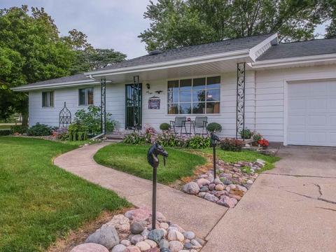 405 E Park St, Danvers, IL 61732 photo 16