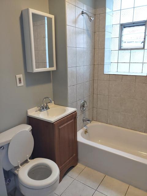 3003 S Kenneth Ave, Chicago, IL 60623 photo 6