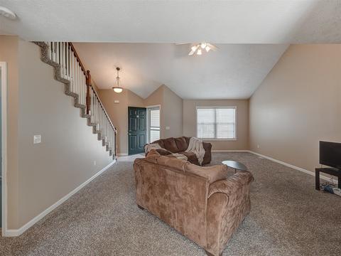 13 Ashling Ct, Bloomington, IL 61704 photo 7