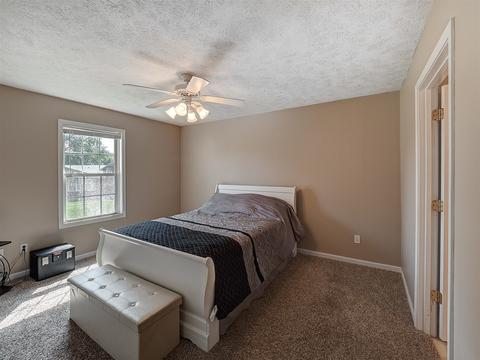13 Ashling Ct, Bloomington, IL 61704 photo 10