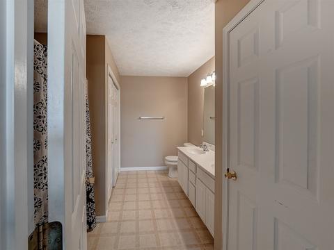 13 Ashling Ct, Bloomington, IL 61704 photo 12