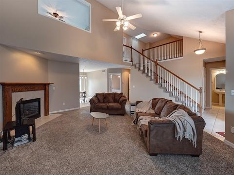 13 Ashling Ct, Bloomington, IL 61704 photo 4
