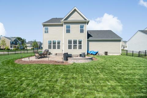 3679 Shaughnessy Dr, Elgin, IL 60124 photo 32