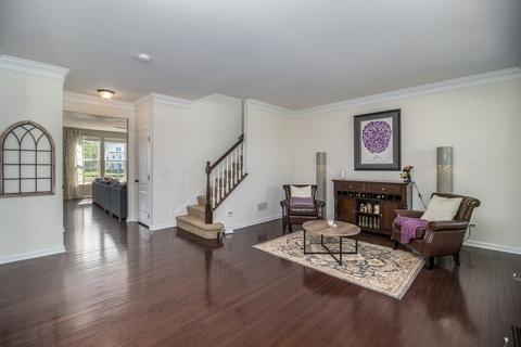 3679 Shaughnessy Dr, Elgin, IL 60124 photo 11