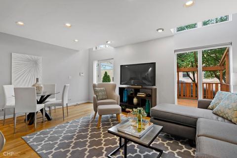 1305 N Damen Ave, Chicago, IL 60622 photo 8