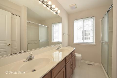 1537 Spaulding Rd, Bartlett, IL 60103 photo 11