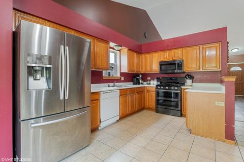 2314 Willow Lakes Ct, Plainfield, IL 60586 photo 4